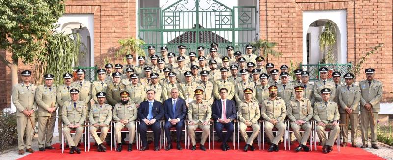 فیلڈ مارشل عاصم منیر نے نیشنل پولیس اکیڈمی کا دورہ کیا، داخلی سلامتی پر زور