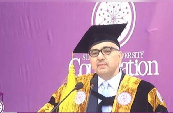 سپیریئر یونیورسٹی کا نواں کانووکیشن: 3700 سے زائد طلبہ میں ڈگریاں تقسیم، پروفیسر ڈاکٹر چوہدری عبدالرحمان کا ’محنت اور یقین‘ پر زور