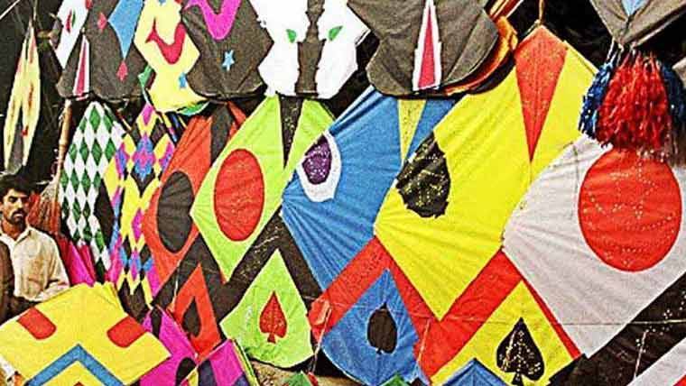 لاہور میں بسنت کی تیاریاں، پتنگوں اور ڈور کی قیمتوں میں ہوشربا اضافہ