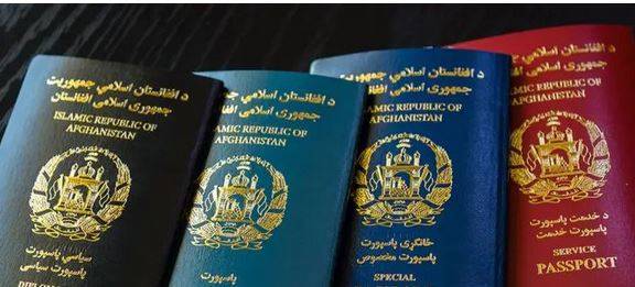عالمی رپورٹ: طالبان کے زیرِ اثر افغانستان بدترین عالمی تنہائی کا شکار، افغان پاسپورٹ دنیا میں سب سے آخر میں
