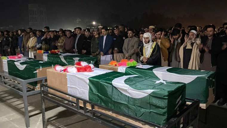 باجوڑ میں ابابیل سکواڈ پر دہشتگرد حملے میں شہید ہونے والے 4 پولیس اہلکاروں کی نماز جنازہ ادا