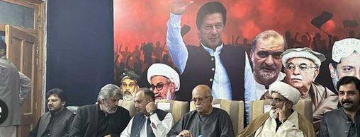 سیاسی ڈیڈ لاک کے خاتمے کی جانب بڑا قدم: اپوزیشن کا حکومت سے مذاکرات پر 'مثبت جواب' کا فیصلہ