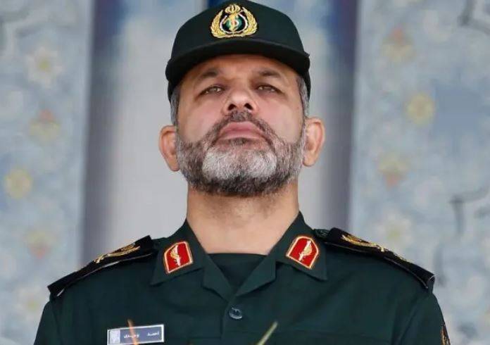 ایران میں پاسداران انقلاب کے نئے کمانڈر انچیف کا تقرر: برگیڈیئر جنرل احمد وحیدی کا انتخاب