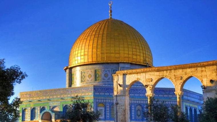 اسرائیل نے مسجدِ اقصیٰ میں جمعے کی نماز پر پابندی لگا دی