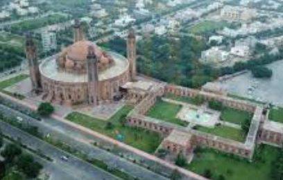 بحریہ ٹاؤن کے سی او او کرنل (ر) خلیل کو 10 سال قیدِ بامشقت، اربوں کی جائیدادیں ضبط