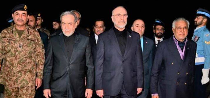  مشرقِ وسطیٰ میں امن کی امید: ایران اور امریکہ کے درمیان فیصلہ کن مذاکرات کے لیے ایرانی قیادت اسلام آباد میں