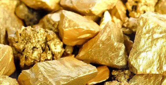 سونے کی قیمتوں میں گراوٹ، چاندی کی قیمتوں میں اضافہ برقرار