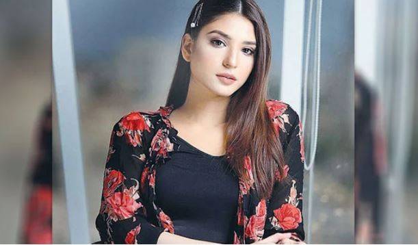 شوبز انڈسٹری کی اداکارہ رمشا خان کی کیریئر سے عارضی دوری