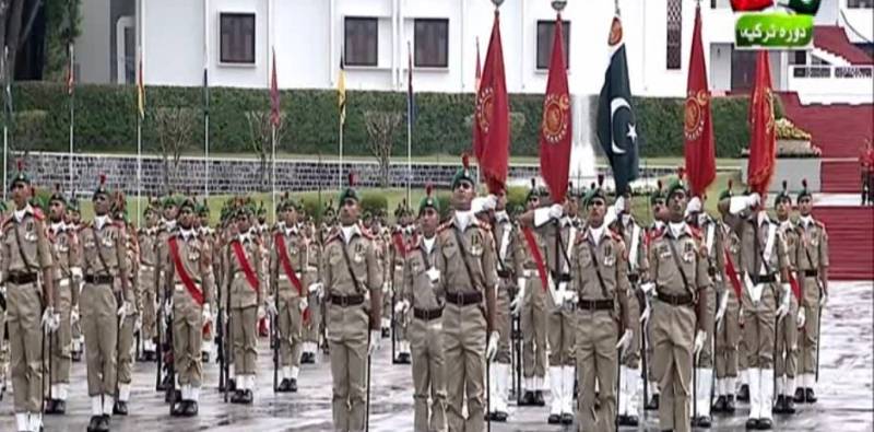 پی ایم اے کاکول میں پاسنگ آؤٹ پریڈ: ایئر چیف مارشل ظہیر احمد بابر سدھو کی بطور مہمانِ خصوصی شرکت