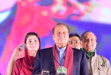 جاتی امرا میں ن لیگ کی اعلیٰ قیادت کی بیٹھک: نواز شریف، شہباز شریف اور مریم نواز کی ملکی صورتحال پر اہم مشاورت