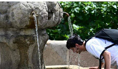  سپین شدید گرمی کی لپیٹ میں، ایک ہفتے میں 212 افراد جان سے گئے