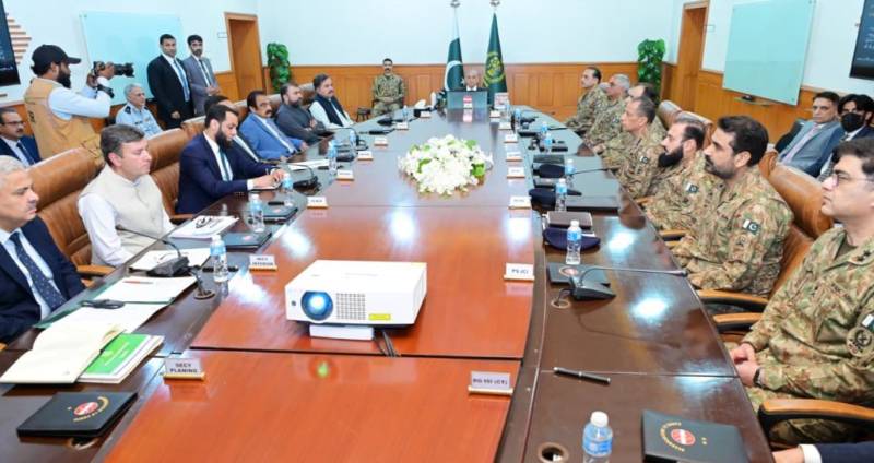 دہشت گردی کے خلاف قومی عزم مضبوط ہے، آخری دہشت گرد کے خاتمے تک کارروائی جاری رہے گی: وزیراعظم