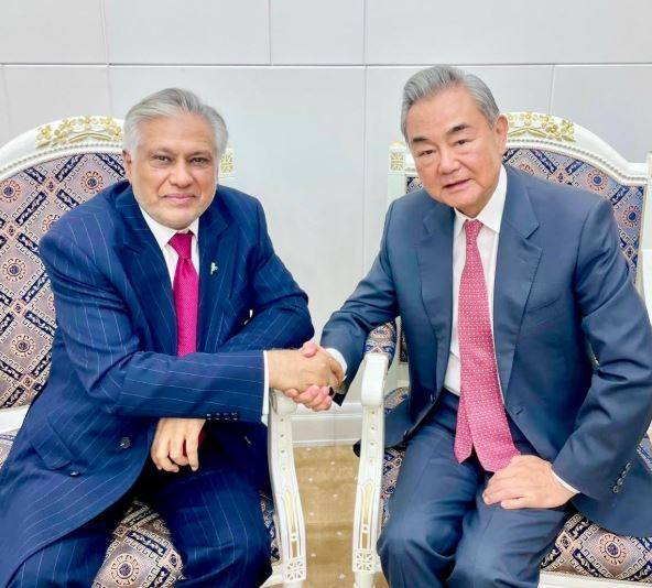 اسحاق ڈار کی اہم سفارتی ملاقاتیں، پاک چین تعلقات اور علاقائی تعاون پر گفتگو