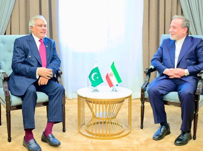 پاکستان اور ایران کا علاقائی امن و استحکام کے لیے سفارتی رابطے جاری رکھنے پر اتفاق