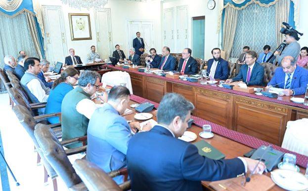 بارشوں اور سیلابی خطرات، وزیراعظم کا تمام اداروں کو مکمل تیار رہنے کا حکم