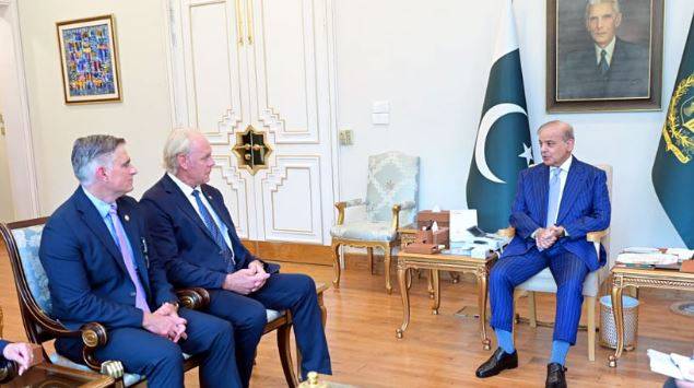 پاکستان، امریکا کے ساتھ مختلف شعبوں میں شراکت داری کو وسعت دینے کا خواہاں ہے، وزیراعظم