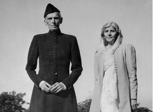 آج مادرِ ملت فاطمہ جناح کی سالگرہ، قوم ان کی خدمات کو خراجِ تحسین پیش کر رہی ہے