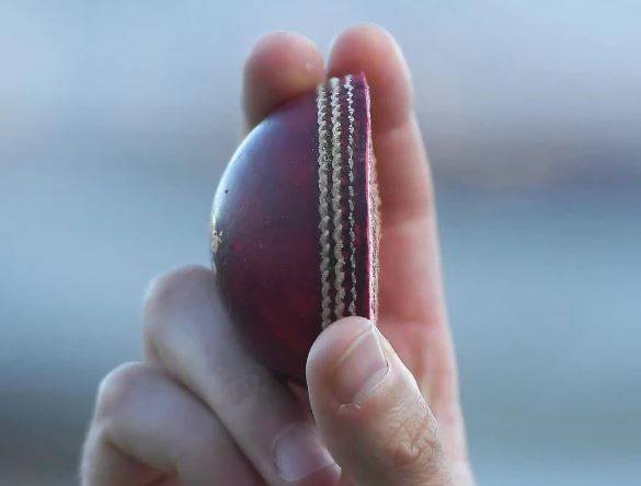 ہیڈنگلے ٹیسٹ: پانچ، پانچ وکٹیں لینے والے رابنسن اور ٹنگ نے گیند بانٹ لی