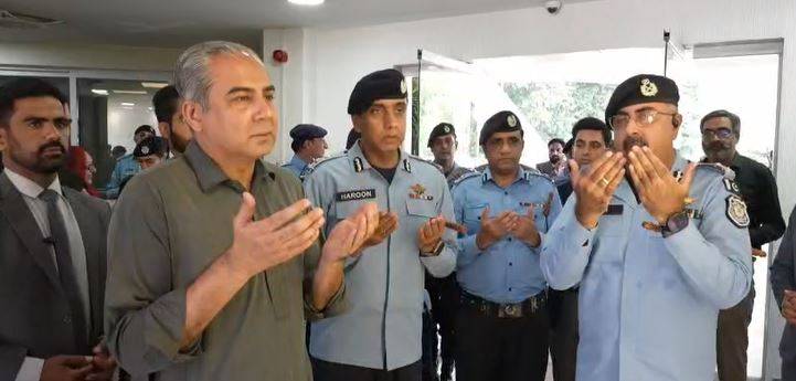 اسلام آباد پولیس کا جدید کمانڈ سینٹر فعال، سکیورٹی آپریشنز کی براہِ راست نگرانی ممکن