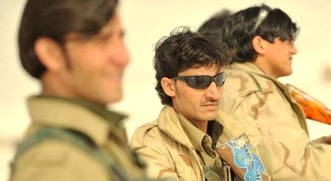 افغانستان میں طالبان مخالف گروہوں کا دباؤ بڑھنے لگا، مختلف علاقوں میں کارروائیاں
