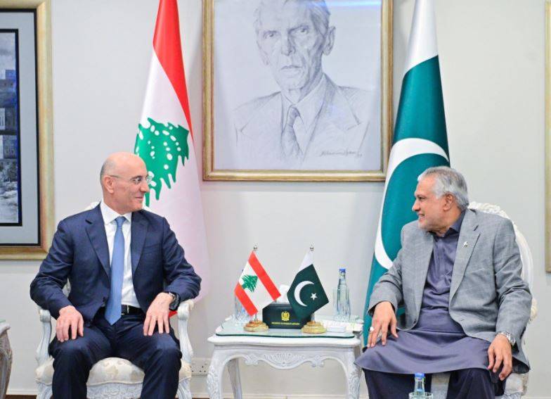  اسحاق ڈار سے لبنانی وزیر داخلہ کی ملاقات،پاکستان اور لبنان کا مختلف شعبوں میں تعاون بڑھانے پر اتفاق