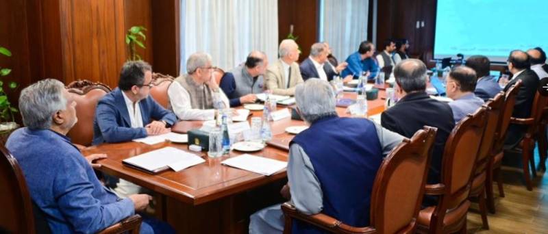 پاور سیکٹر میں اصلاحات کا عمل تیز، ریگولیٹری آزادی مضبوط بنانے کے پیکیج پر اتفاق